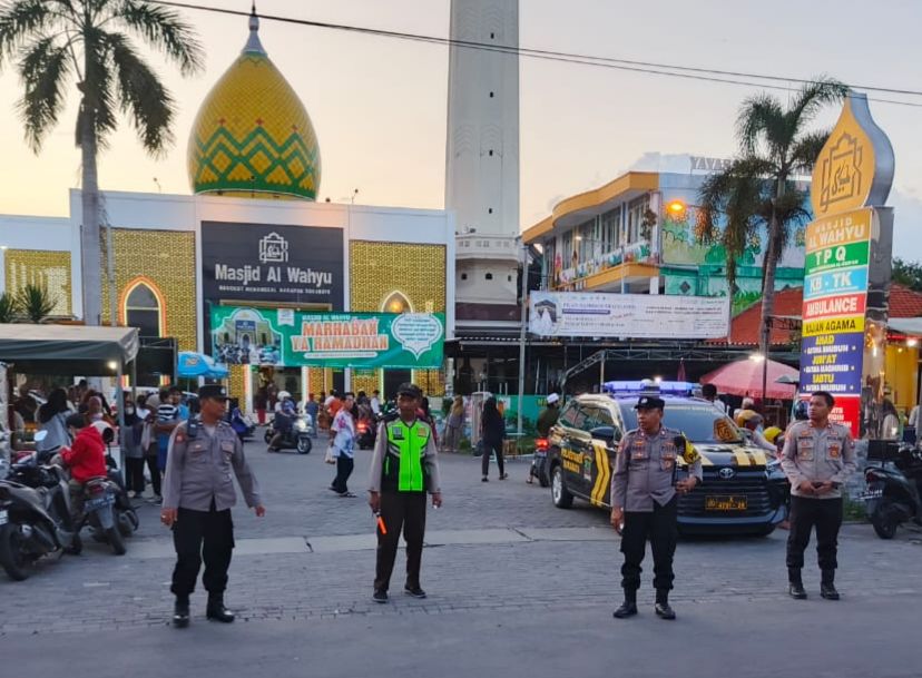 Polsek Gunung Anyar Gelar Patroli 