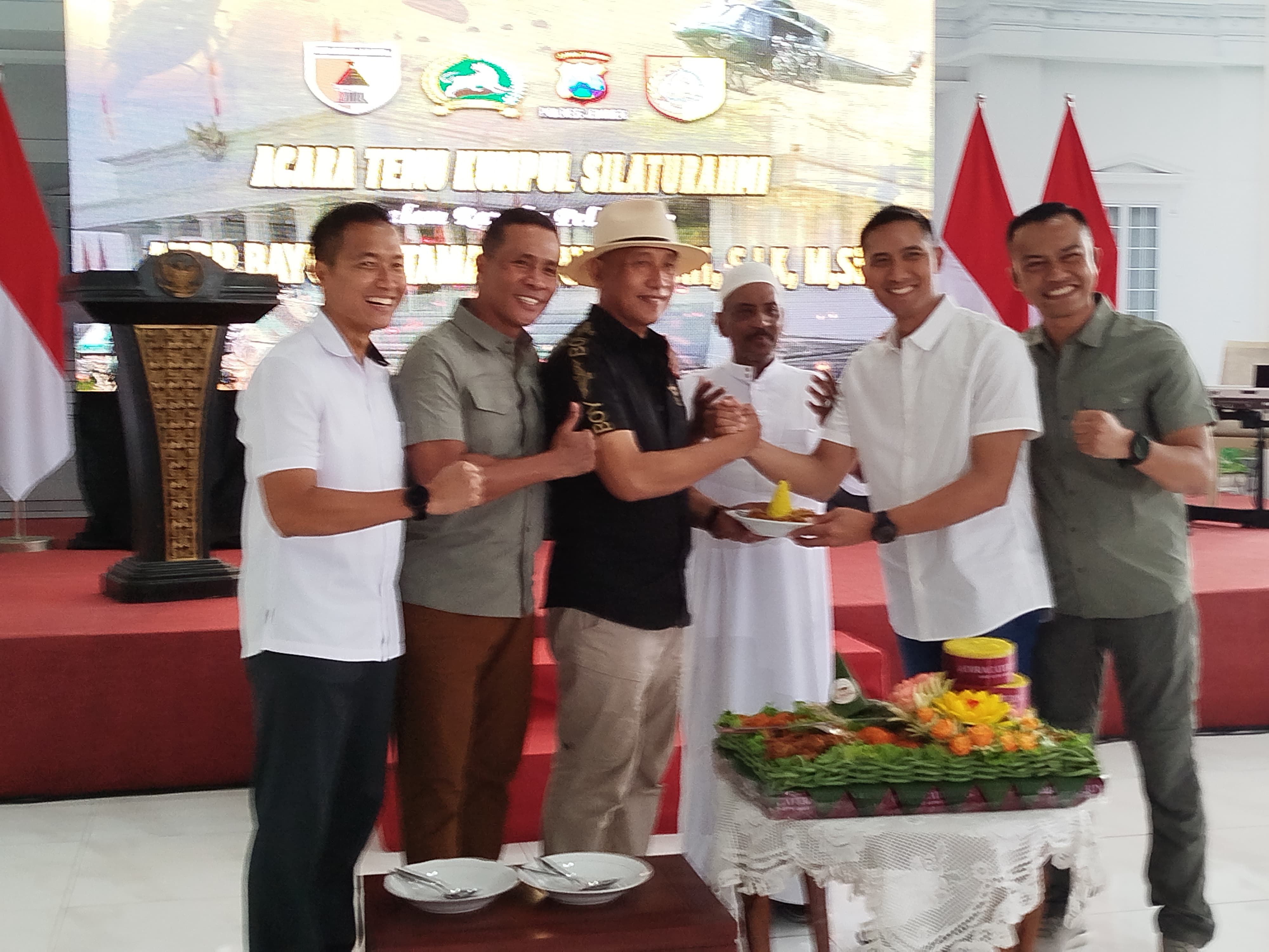 Haru Perpisahan AKBP Bayu Pratama Gubunagi di Jember, Potongan Tumpeng dari Arum Sabil Iringi Tugas Baru