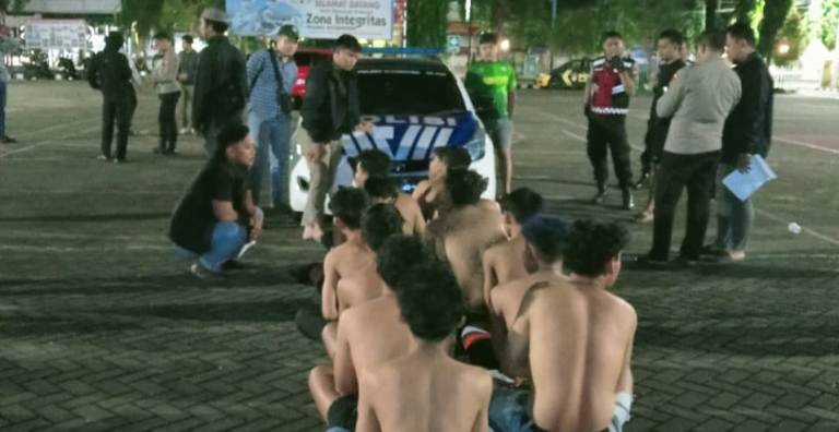 Polres Situbondo Amankan 22 Pesilat Muda Konvoi dalam Kondisi Mabuk