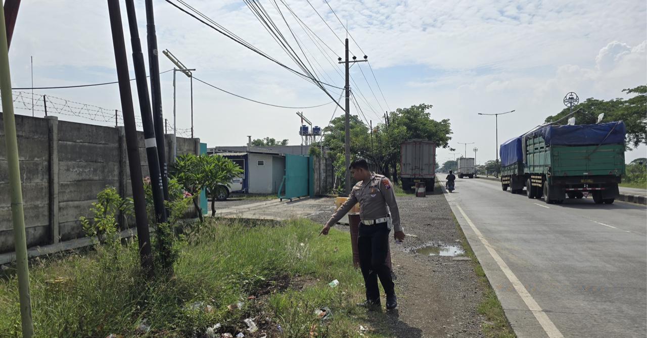 Pelajar Lamongan Tewas Tabrak Tiang Internet di Duduksampeyan Gresik