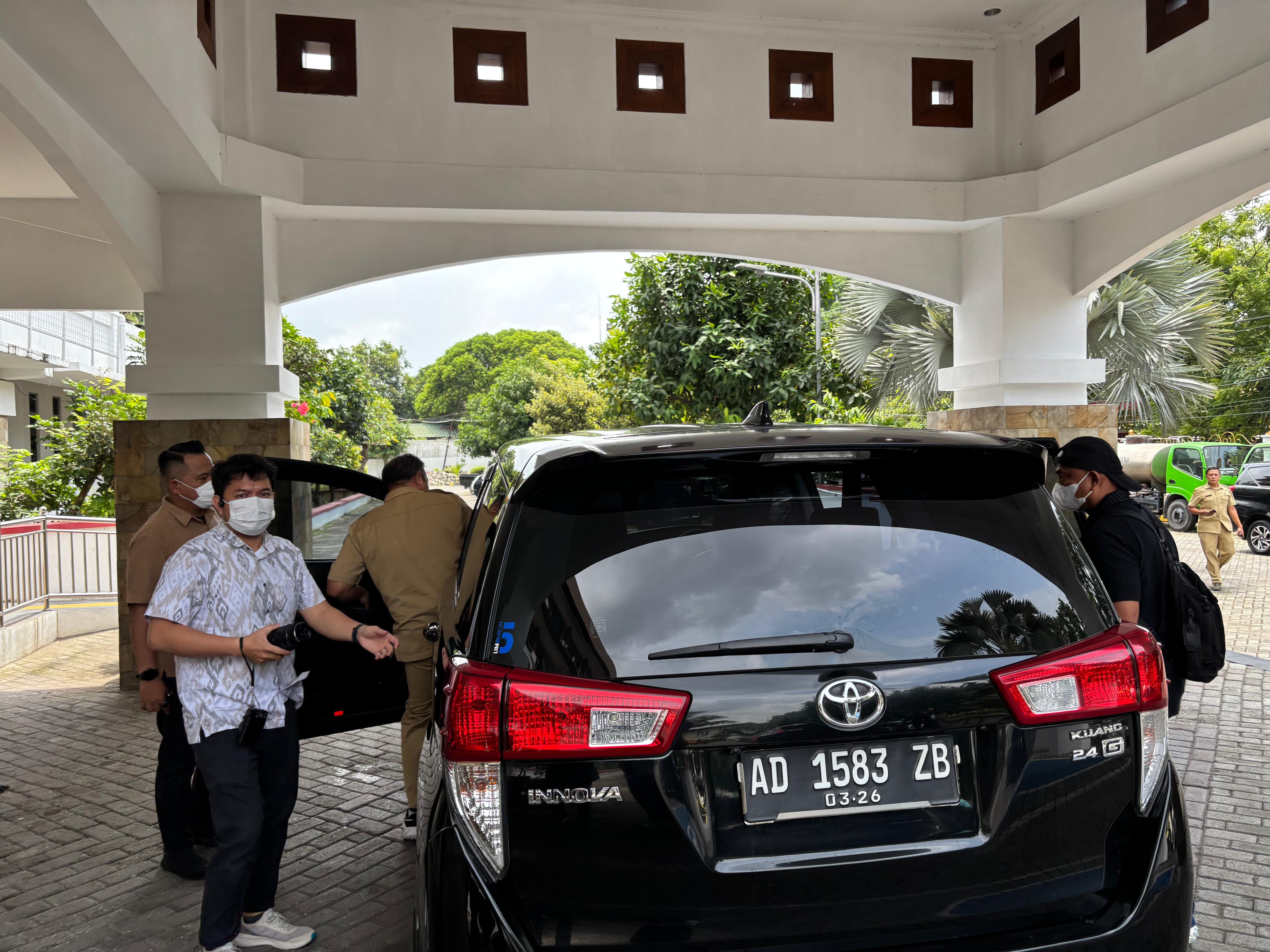 KPK Geledah Kios di Jalan S Parman dan Kantor DPUPR Madiun, Dalami Dugaan Korupsi