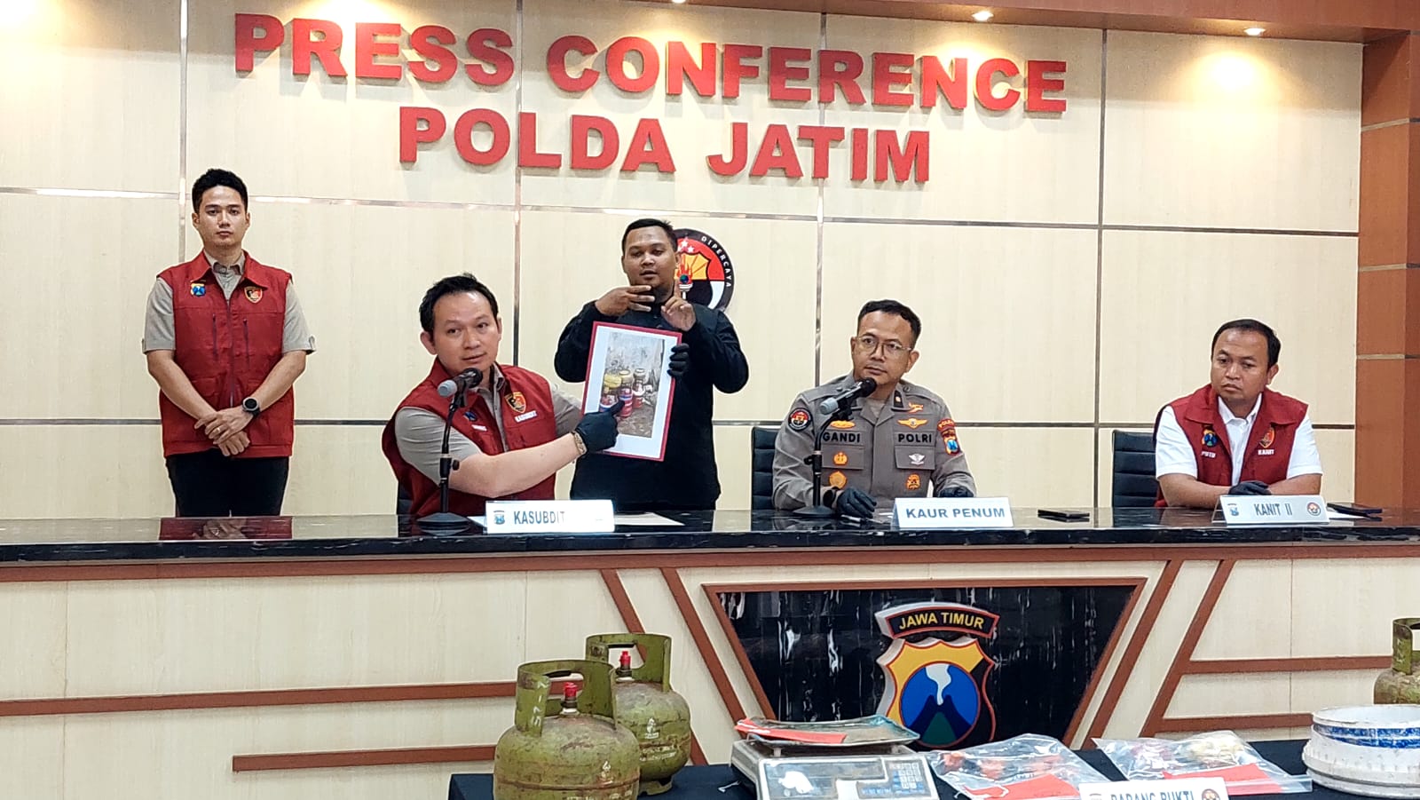 Polda Jatim Bongkar Praktik Pengoplosan Tabung LPG Bersubsidi, Satu Orang Jadi Tersangka