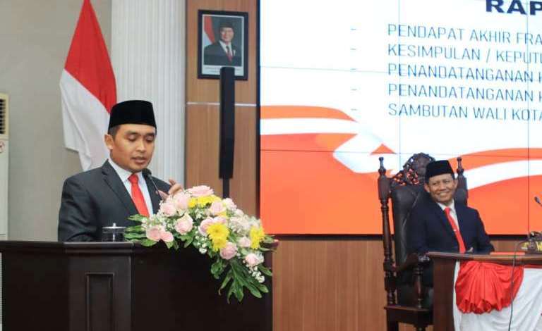 Wali Kota Pasuruan Hadiri Paripurna IV, Dua Raperda Resmi Disahkan