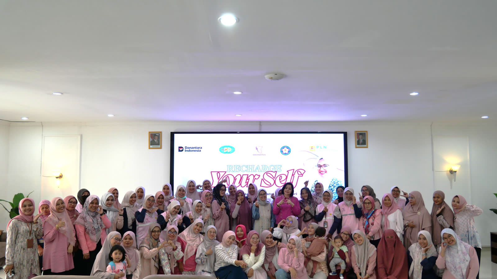 Perkuat Pemberdayaan Perempuan, Srikandi PLN UBP Grati Gelar Seminar Self-Love untuk Wanita Tangguh