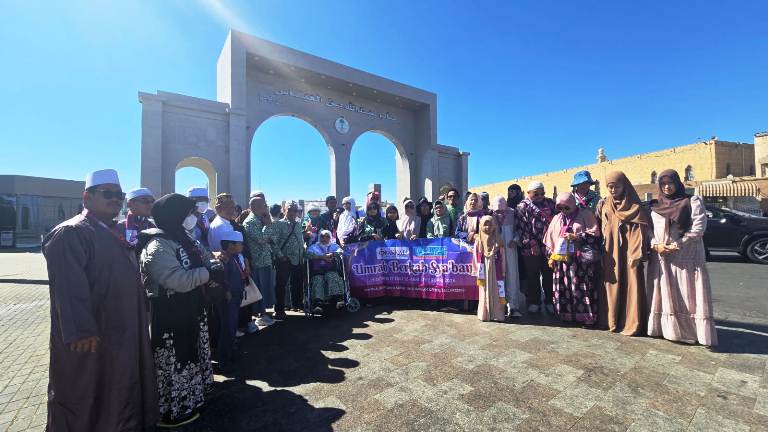 Jemaah umrah Bakkah Travel Menelusuri Jejak Dakwah Rasulullah di Kota Taif