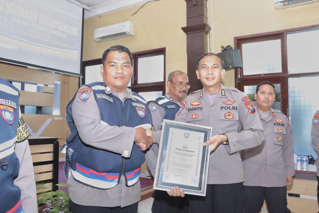 Polres Lamongan Gelar Binteknis Bhabinkamtibmas dan Polmas