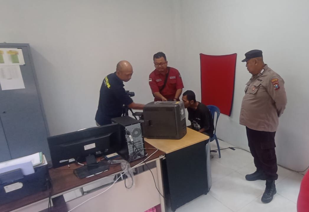 Curi Motor, Pria ODGJ Babak Belur Diamuk Warga Cerme Gresik
