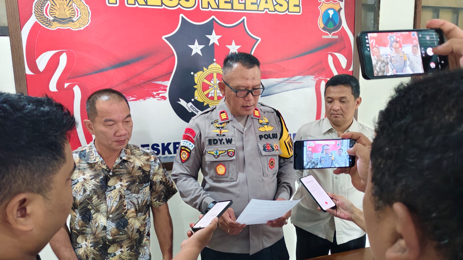 Dalih Kerjakan Proyek Pabrik, Warga Godong Tilep Ratusan Juta Rupiah