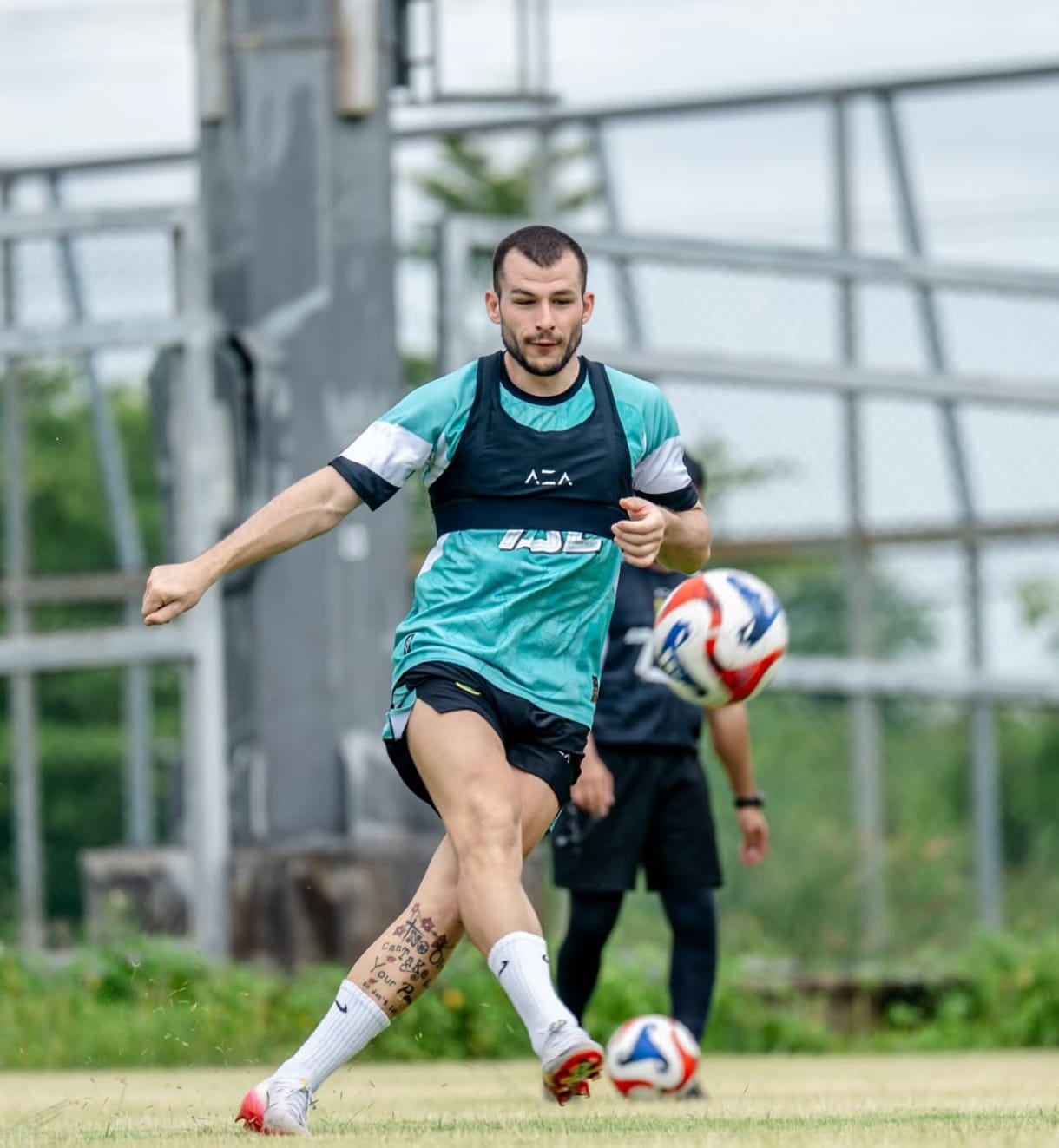 Harga Tiket Persebaya Vs Arema FC Mulai Rp85.000 hingga Rp350.000