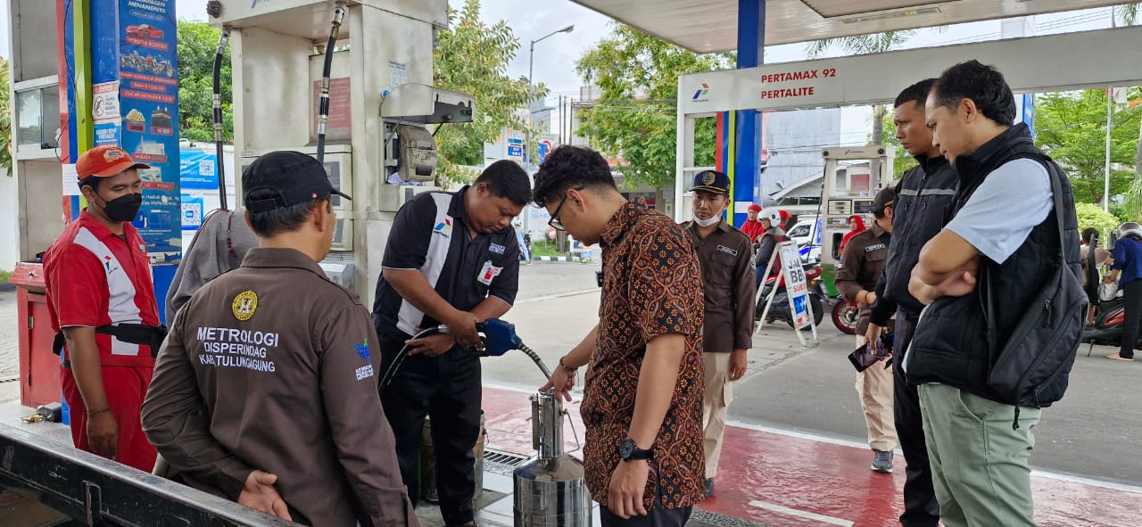 Polisi dan Tim Gabungan Cek Kualitas BBM di Tiga SPBU Tulungagung, Semua Aman