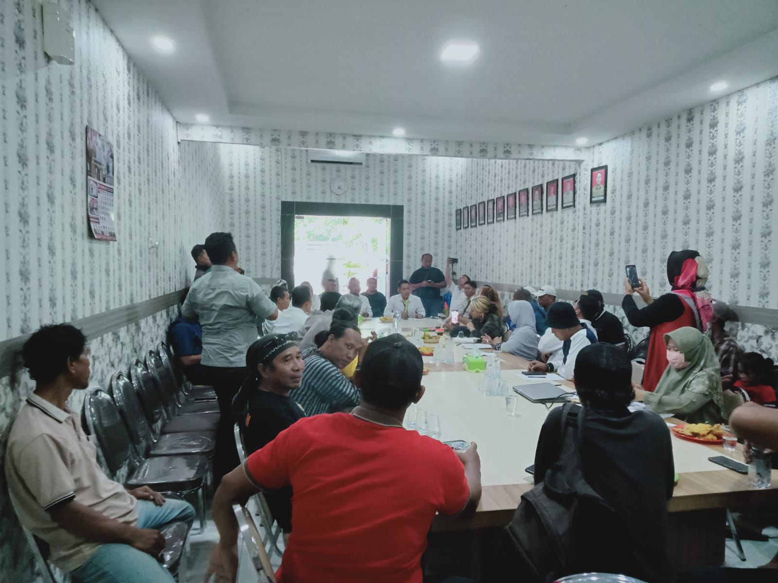 Respons Tuntutan Warga, Disnaker Gresik Pastikan Serapan Tenaga Kerja 60 Persen di KEK JIIPE 