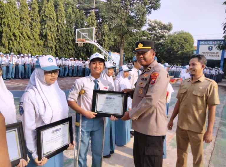 Kapolres Nganjuk Ajak Pelajar SMA Negeri 2 Bijak Menyikapi Informasi dan Tidak Mudah Terprovokasi