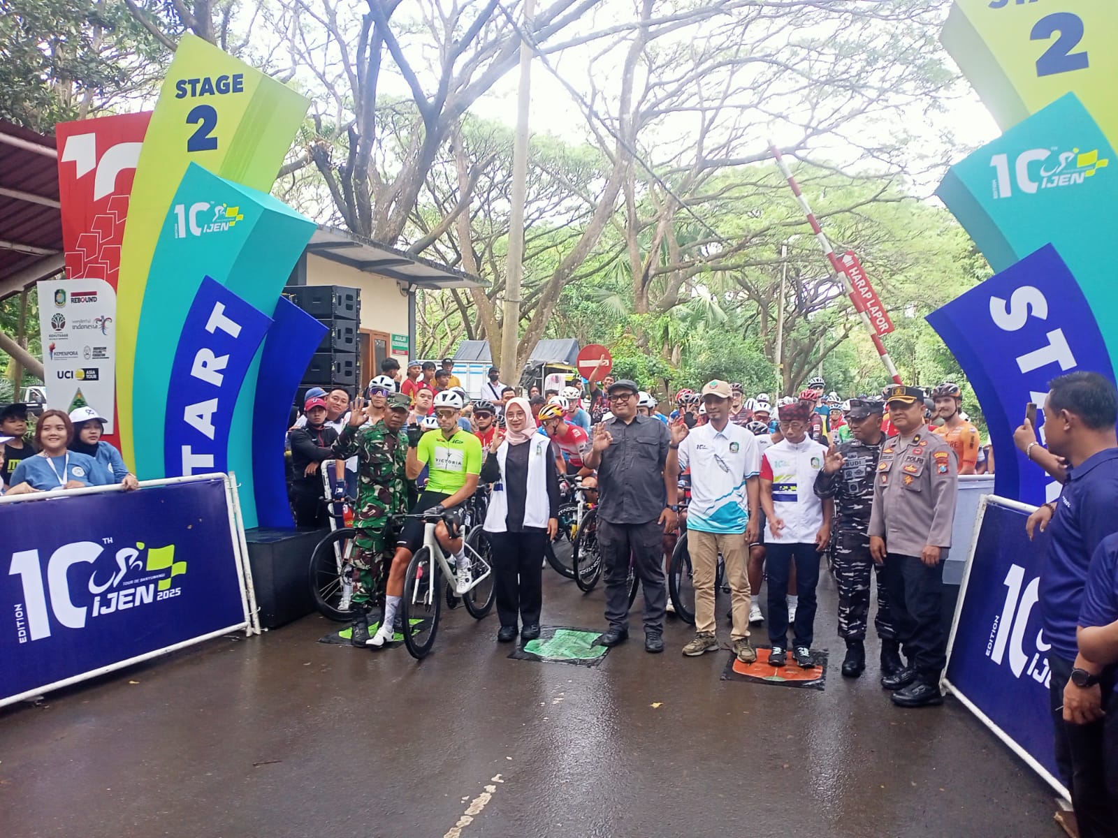 Polresta Banyuwangi Kerahkan Ratusan Personel, Etape 2 TdBI 2025 Lancar dan Kondusif