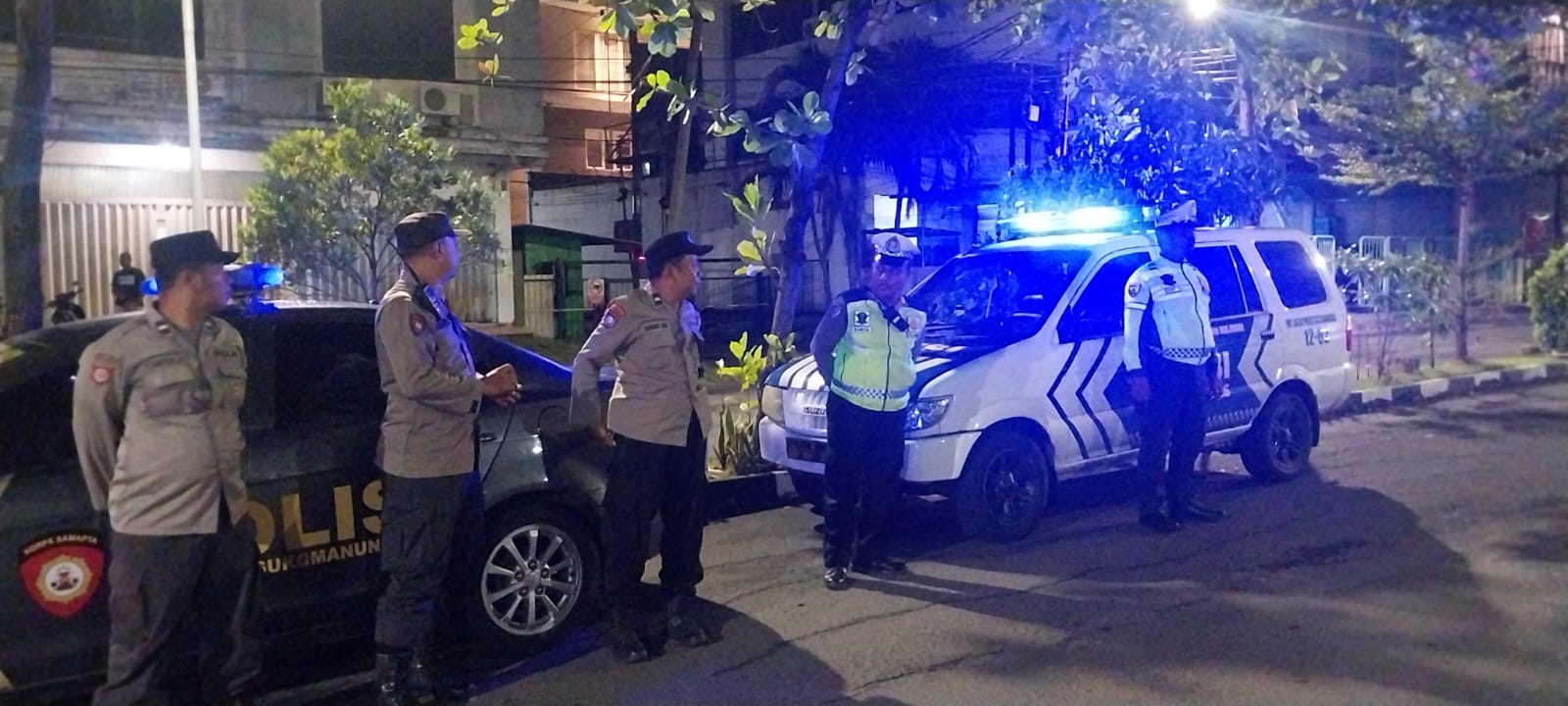 Jamin Keamanan, Polsek Sukomanunggal Sisir Jalan HR Muhammad