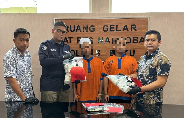 Operasi Senyap Satresnarkoba Polres Batu, Gagalkan Peredaran 50 Butir Ineks dan 16.400 Butir Pil Doble L