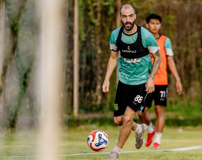 Head to Head Persebaya vs PSBS Biak: Rekor Sempurna Milik Bajul Ijo