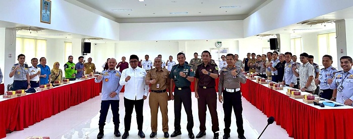 Ratusan Personel Gabungan Amankan Nataru di Kota Malang 