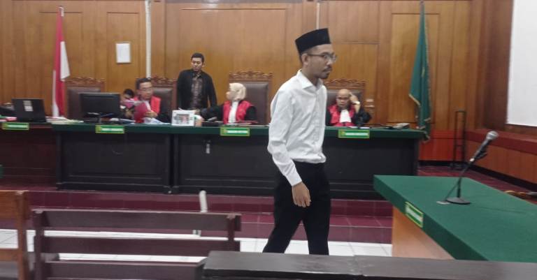 Modus Investasi Tas Mewah Hermes Ratusan Juta, Darmawanto Jadi Pesakitan di PN Surabaya