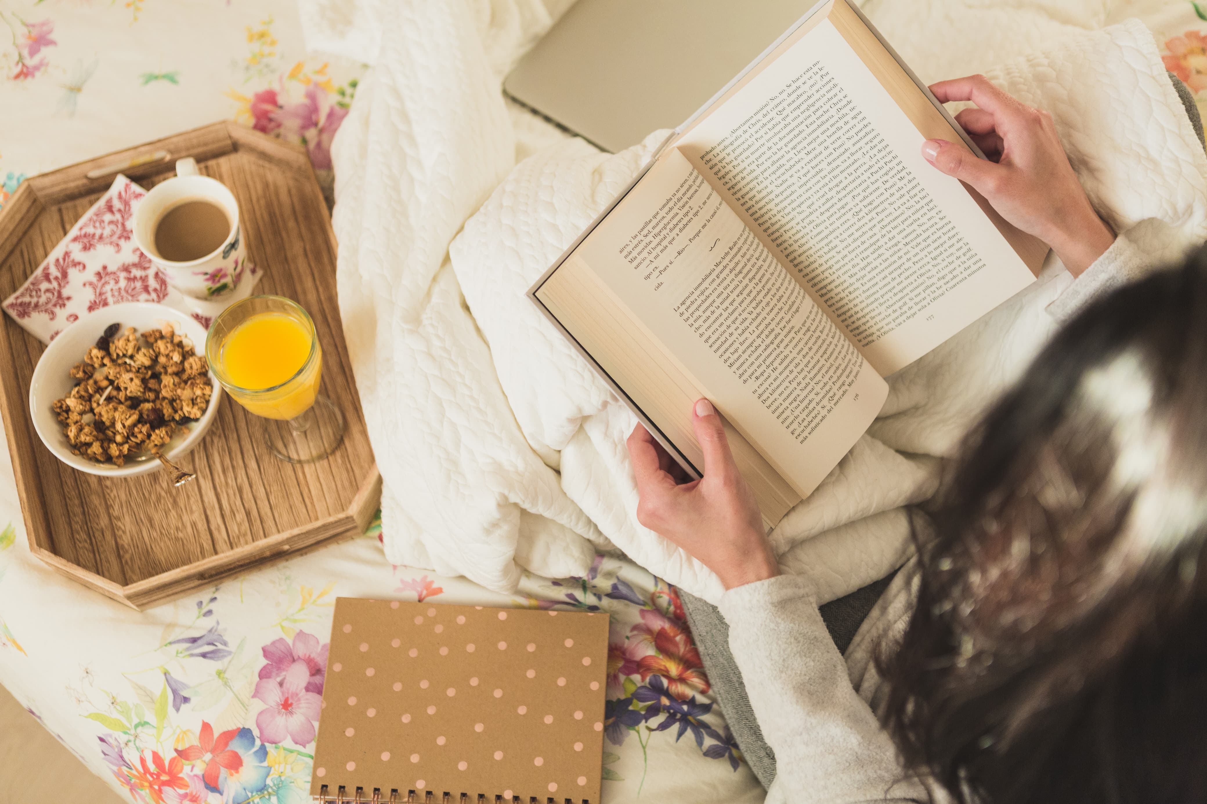 Ini 5 Rekomendasi Novel Sastra yang Wajib Masuk Daftar Bacaan