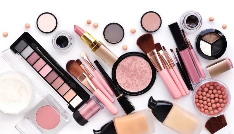 Korean Makeup untuk Kulit Sawo Matang: Mitos atau Fakta?