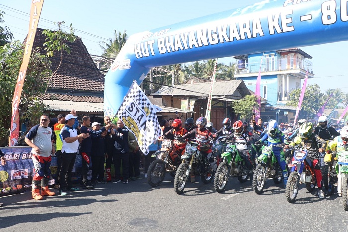 Nine 9 Bhayangkara Adventure Trail di Blitar Pacu Adrenalin Ribuan Rider