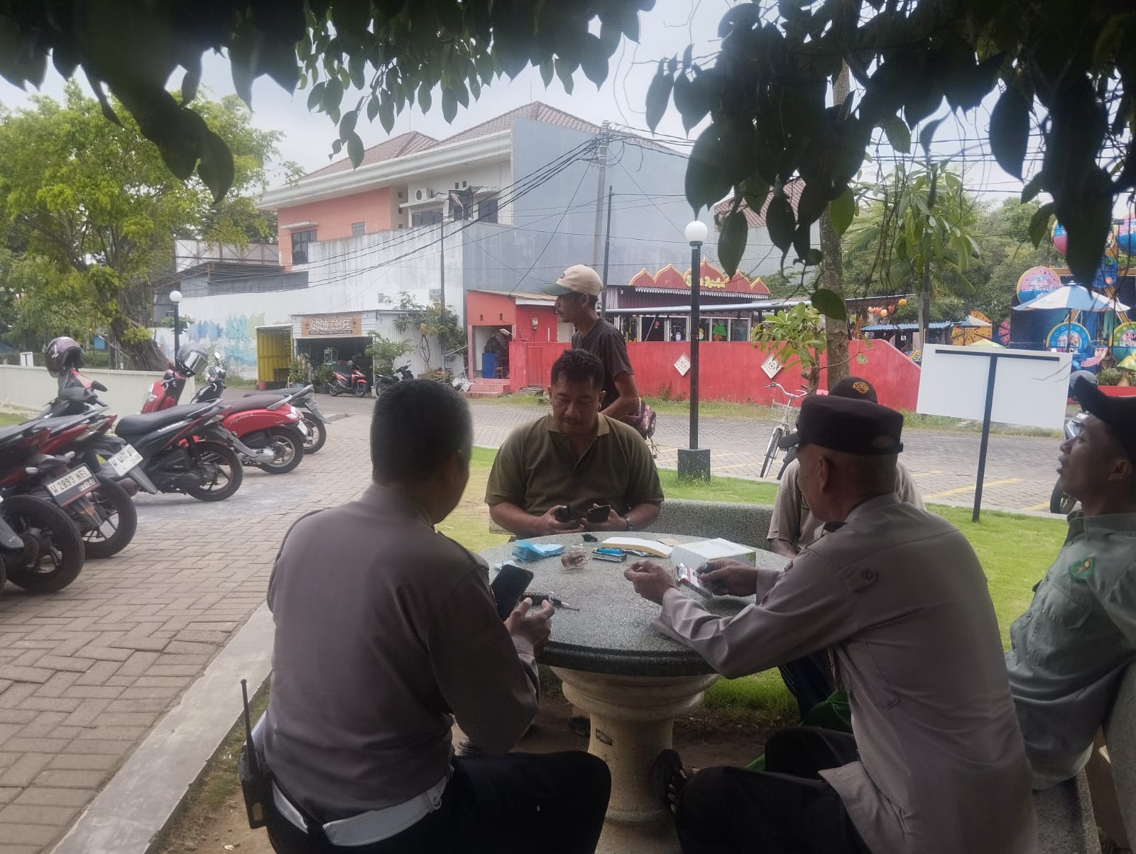 Polsek Buduran Masifkan Patroli Dialogis di Pusat Keramaian dan Mall Sidoarjo