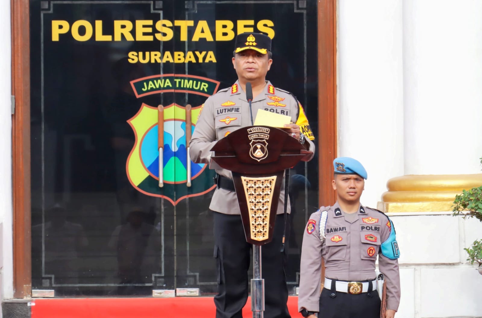 Sambut Tahun Baru 2025, Kapolrestabes Harap Surabaya dan Warganya Tumbuh Lebih Baik