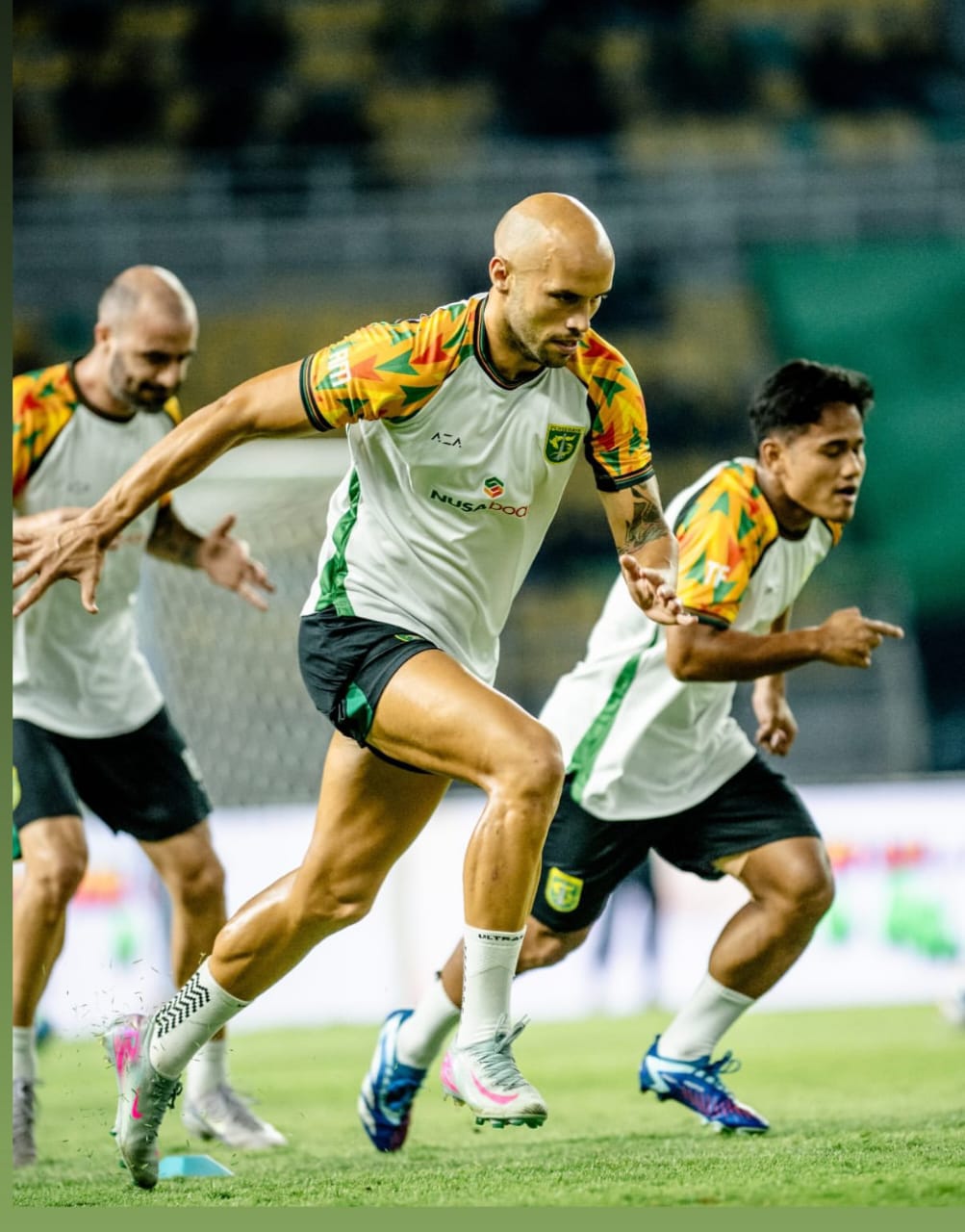 Risto Mitrevski Isyaratkan Kembali ke Lapangan Hijau Bersama Persebaya