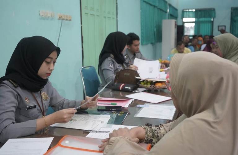 6.900 Bakal Calon Jemaah Haji Ikuti Eazy Paspor melalui Imigrasi Surabaya