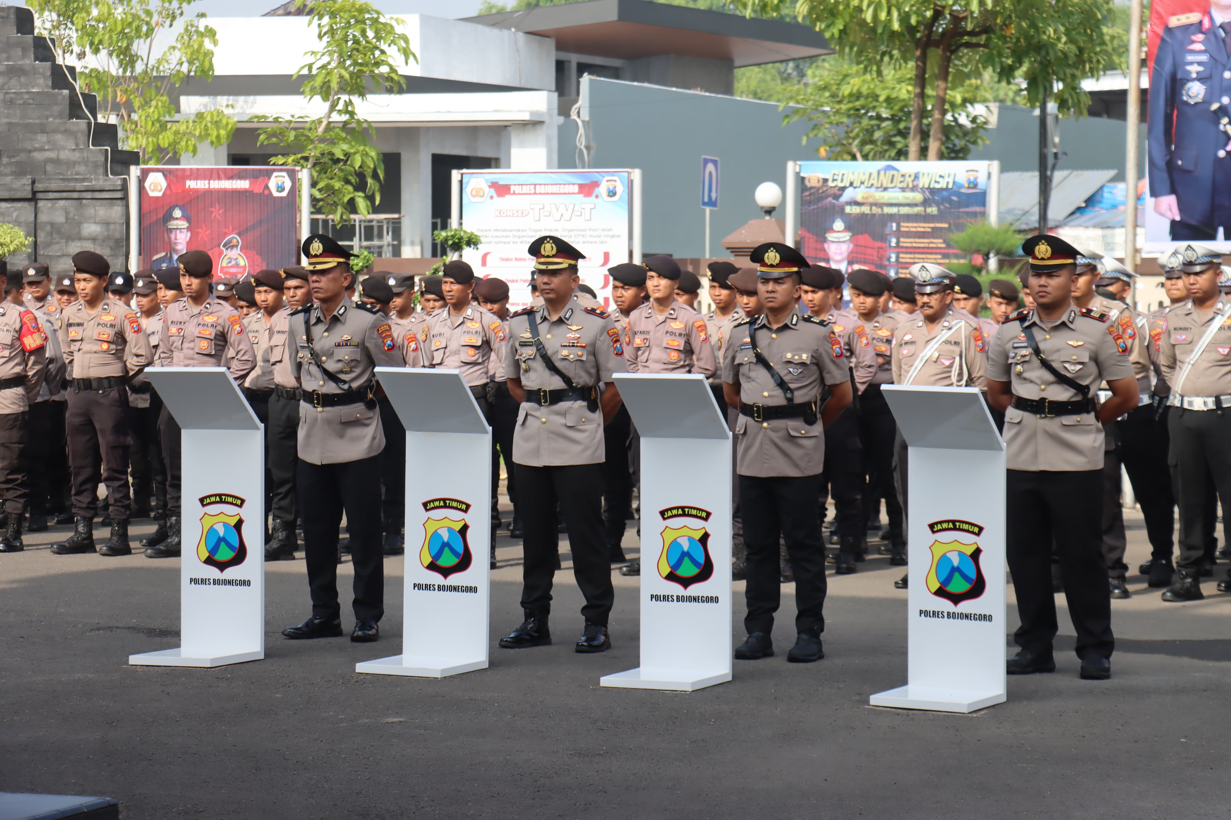 Kapolres Bojonegoro Pimpin Sertijab Wakapolres dan Kasat Lantas