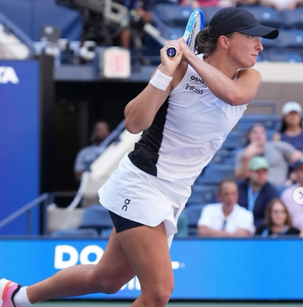 Dominan di Laga Pembuka, Swiatek Tantang Sejarah Wimbledon-AS Terbuka sejak Serena Williams