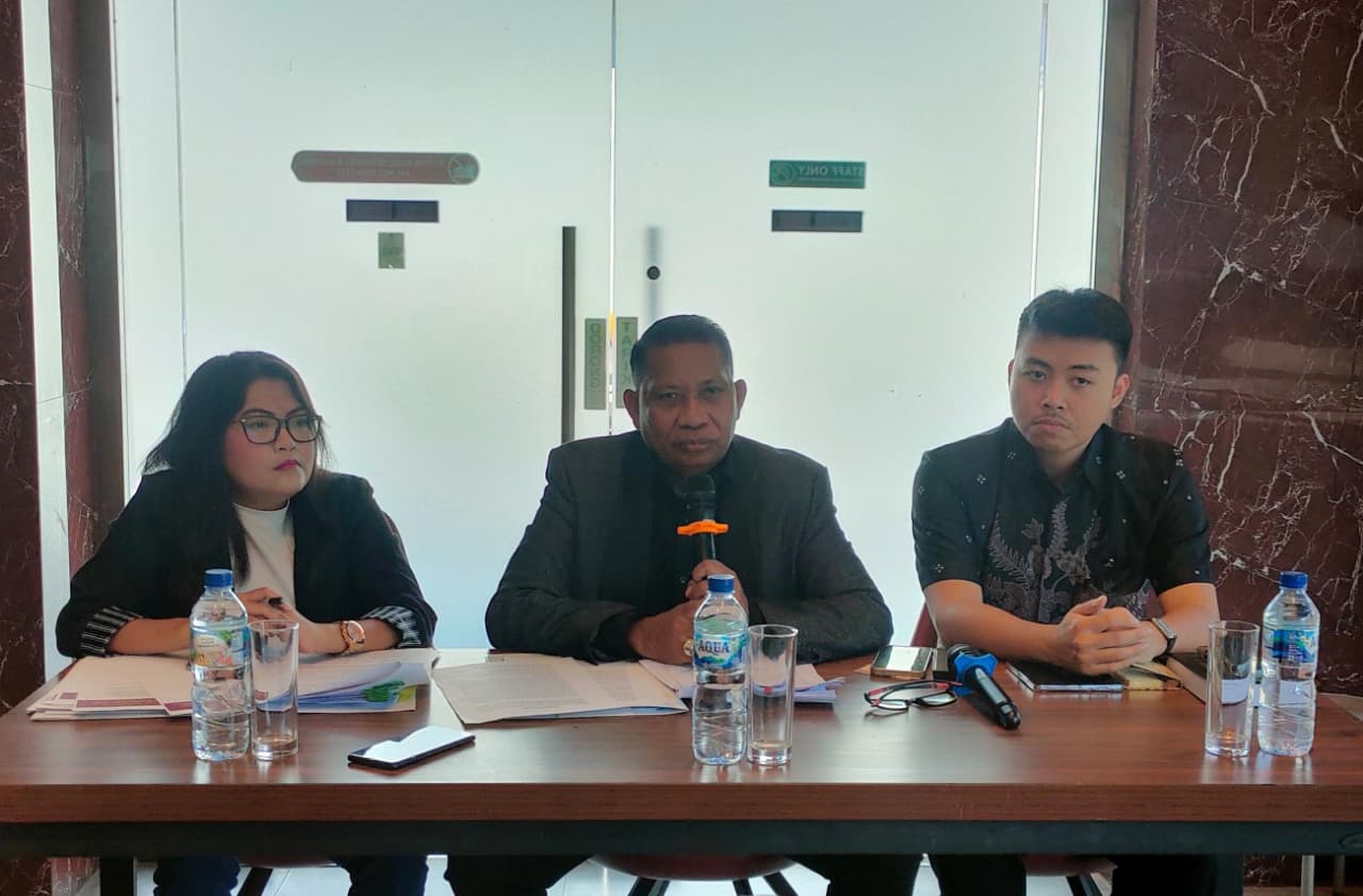 Bos Restoran Son Ga Surabaya Bantah Kekerasan Seksual dan Janji Kembali ke Indonesia