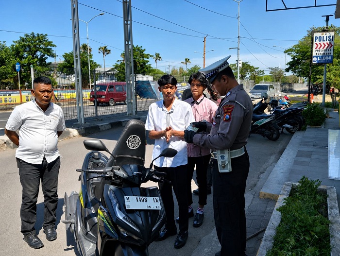 Tekan Kejahatan Jalanan, Polres Tanjung Perak Sisir Akses Suramadu