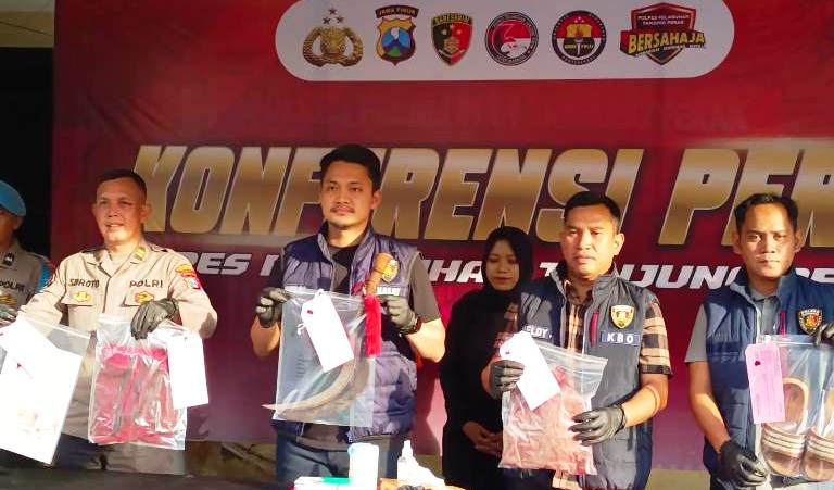 Pelaku Pembacokan di Kedinding Lor Buang Motor Korban di Jalan Larangan Kenjeran