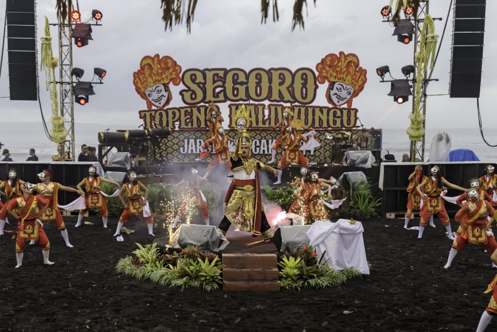 Segoro Topeng Kaliwungu, Tarian Sakral Lumajang yang Siap Mendunia