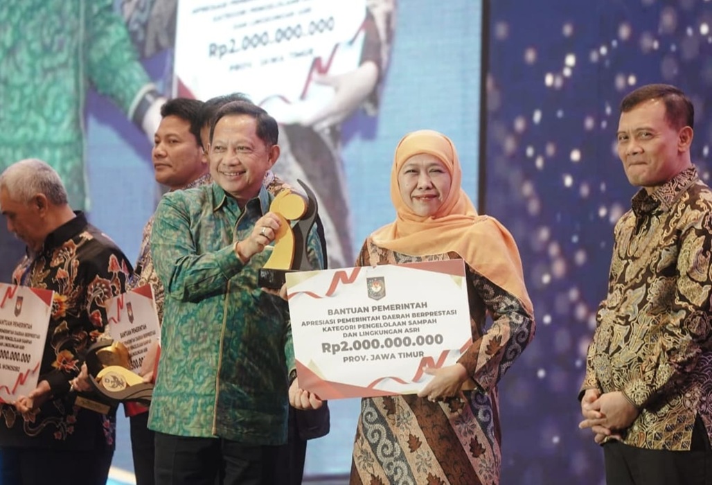 Jatim Jadi Juara Nasional Pengelolaan Sampah dan Lingkungan Asri