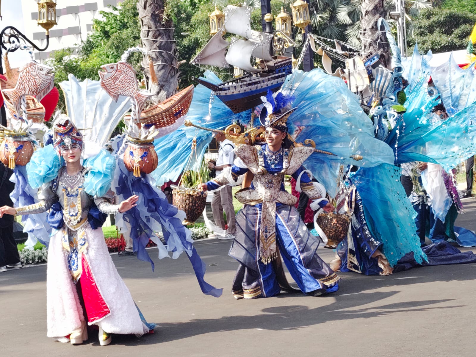 Tarian Kedaulatan Pangan Buka Kemeriahan Upacara HUT ke-81 RI di Grahadi