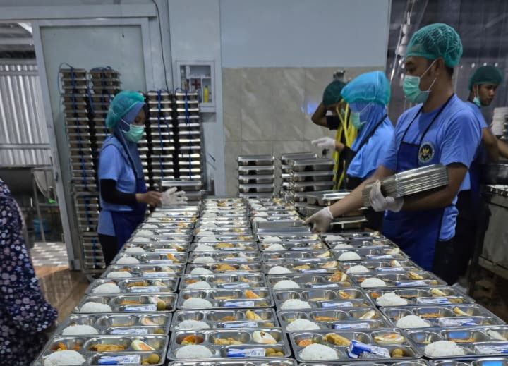 Program MBG Serap Ratusan Pekerja di Magetan