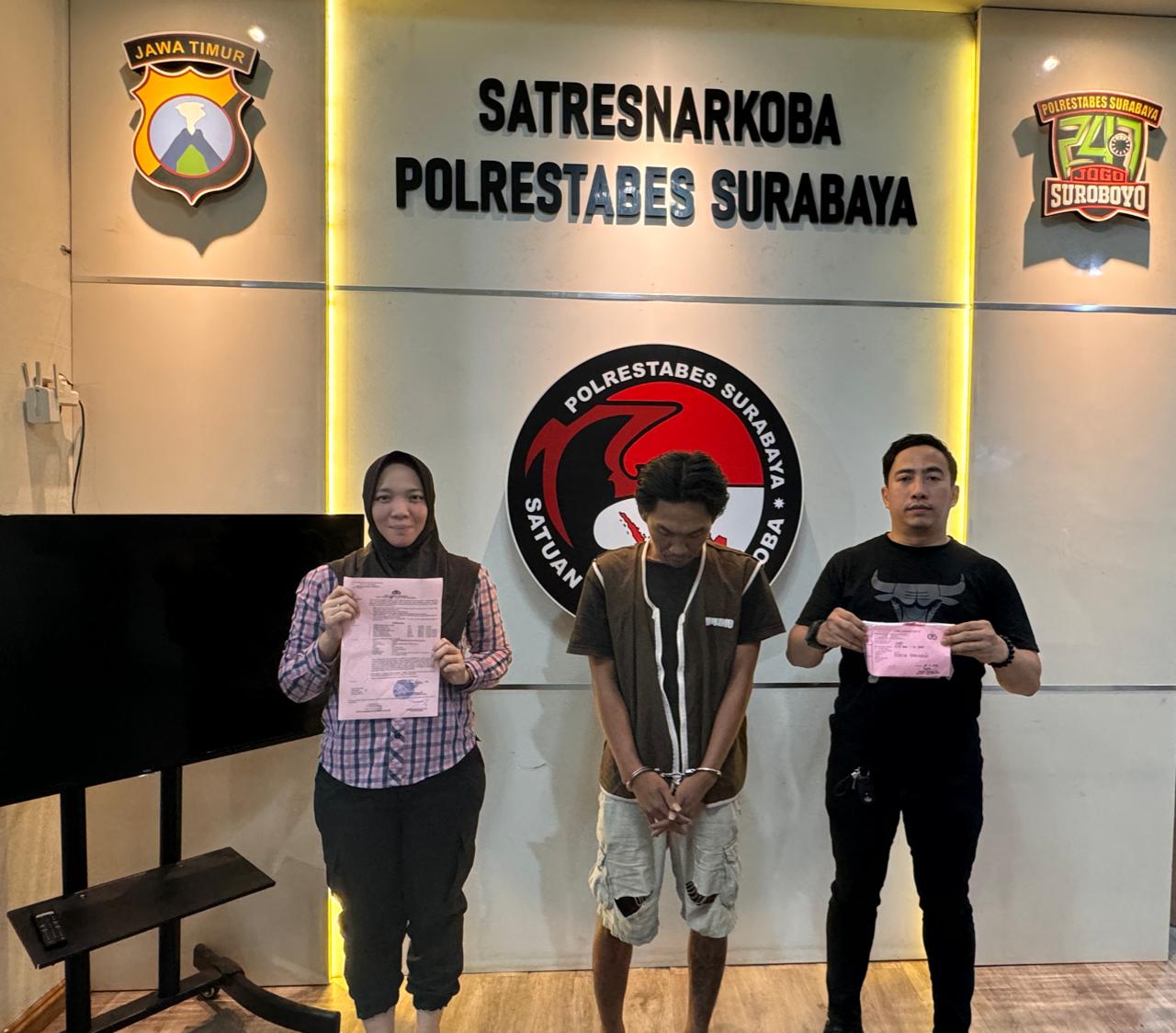 Edarkan Sabu, Tupai Diborgol Satreskoba Polrestabes Surabaya