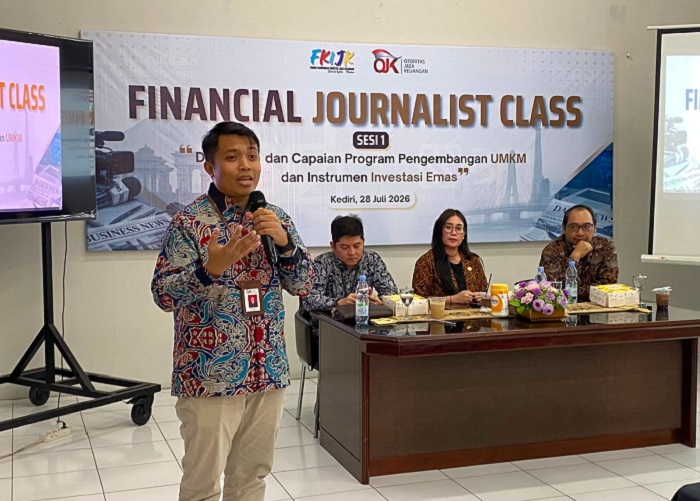 OJK Kediri dan FKIJK Perkuat Kapasitas Jurnalis Lewat Financial Journalist Class