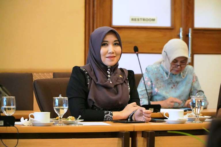Di Tengah Ledakan Platform Digital, Senator Lia Dorong Reformasi Perlindungan Konsumen