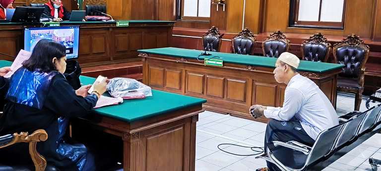 Gagal Bayar Utang, Debitur Malah Keroyok Penagih Hingga Terkapar