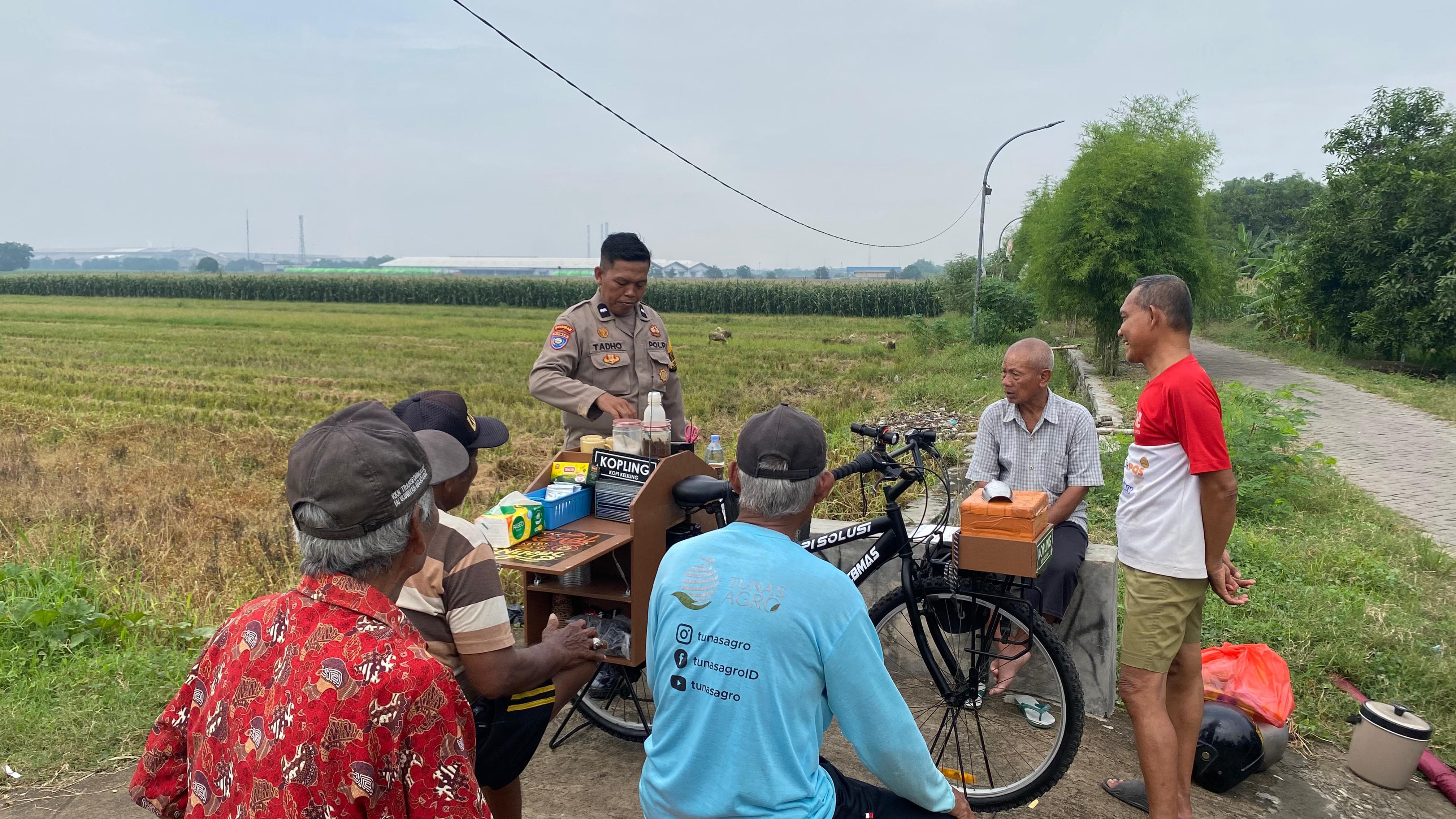 Polsek Balongbendo Gelar Kopi Keliling