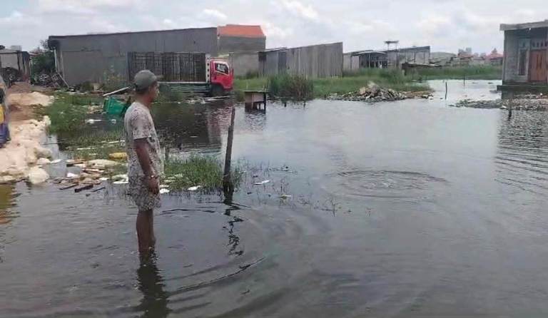 Dua Bocah Tenggelam di Rawa Asemrowo: Sempat Dibawa ke Puskesmas, Nyawa Tak Tertolong