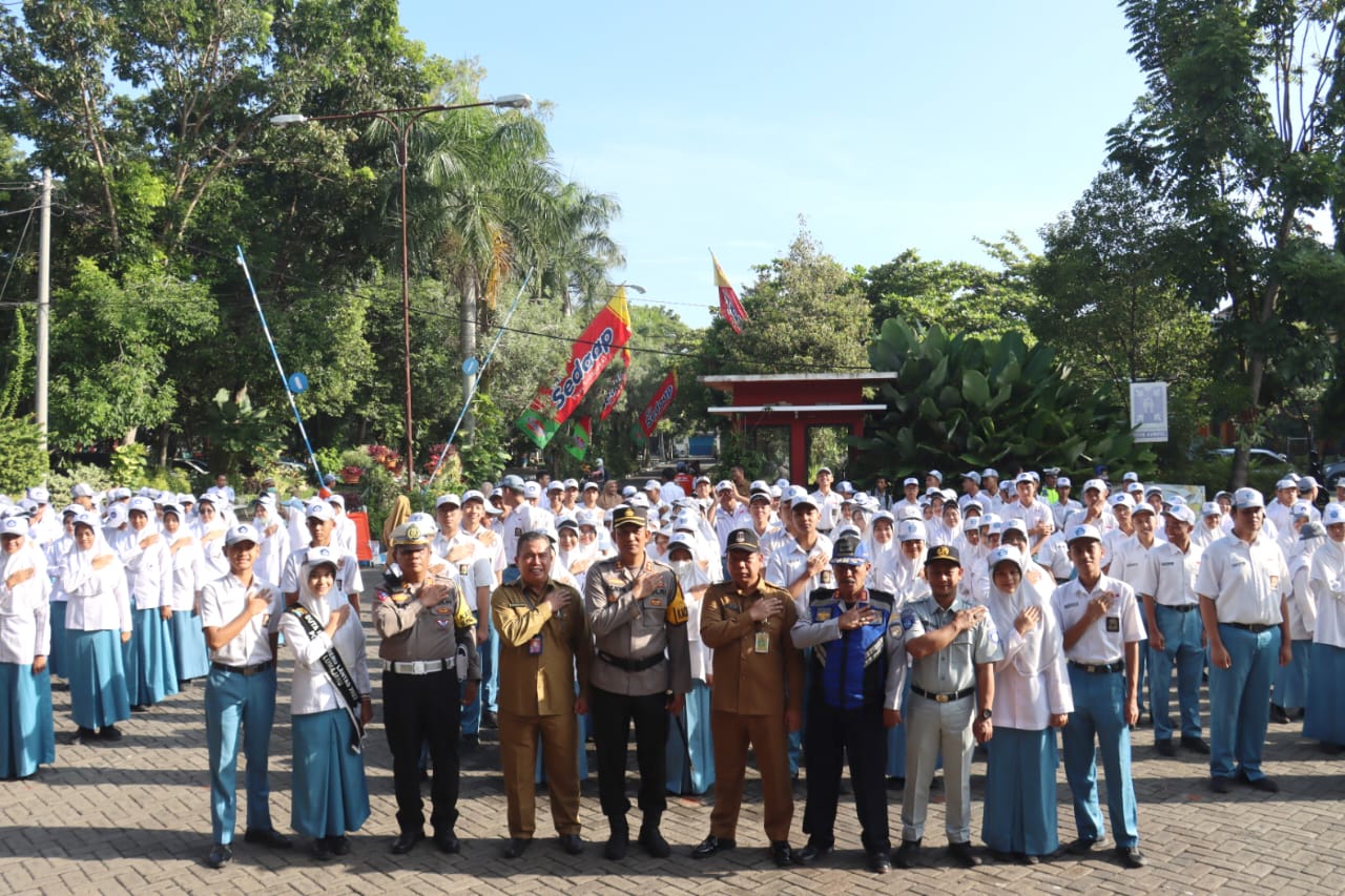 Polres Lumajang Ajak Pelajar SMAN 2 Deklarasi Zero Knalpot Tidak Sesuai Teknis