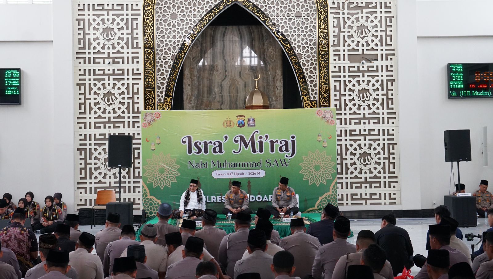 Peringatan Isra Mi'raj, Polresta Sidoarjo Gelar Pengajian dan Santunan Anak Yatim