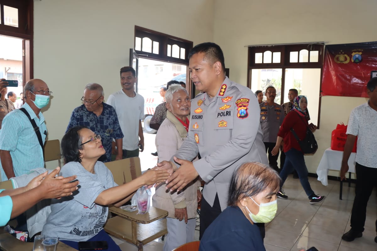 Polresta Sidoarjo Gelar Minggu Kasih di Gereja St Andreas Porong