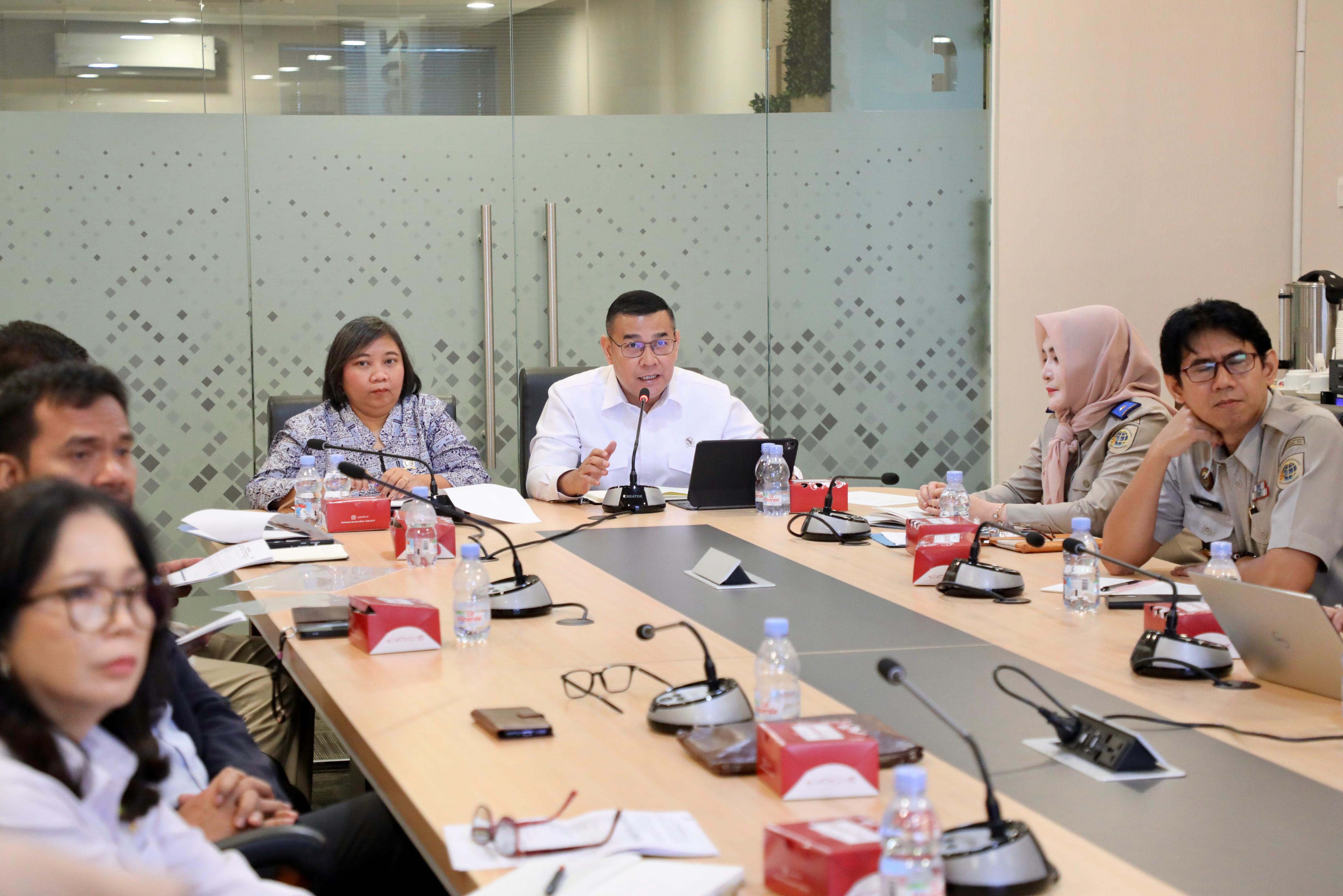 Wamen Ossy Dorong Penyelesaian Sengketa Pertanahan Berbasis HAM