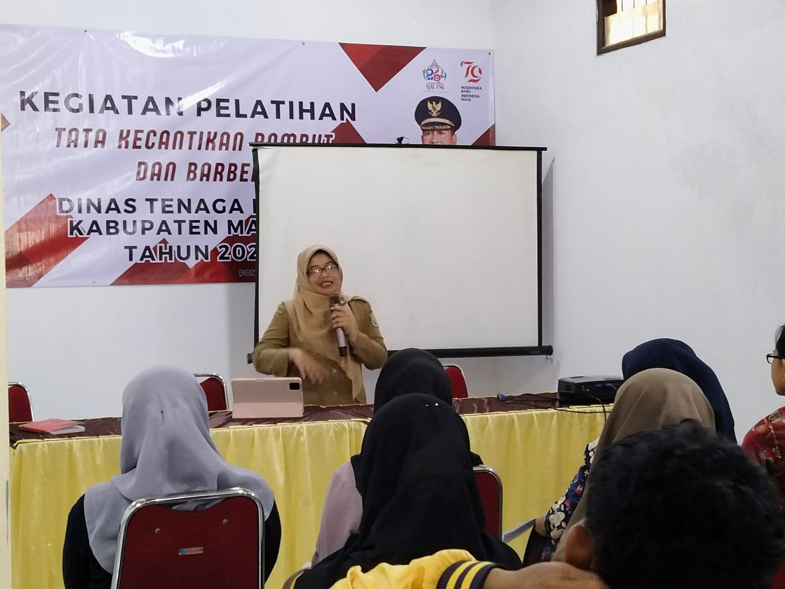 Gunakan DBHCHT, Disnakertrans Kabupaten Malang Gelar Pelatihan Keterampilan
