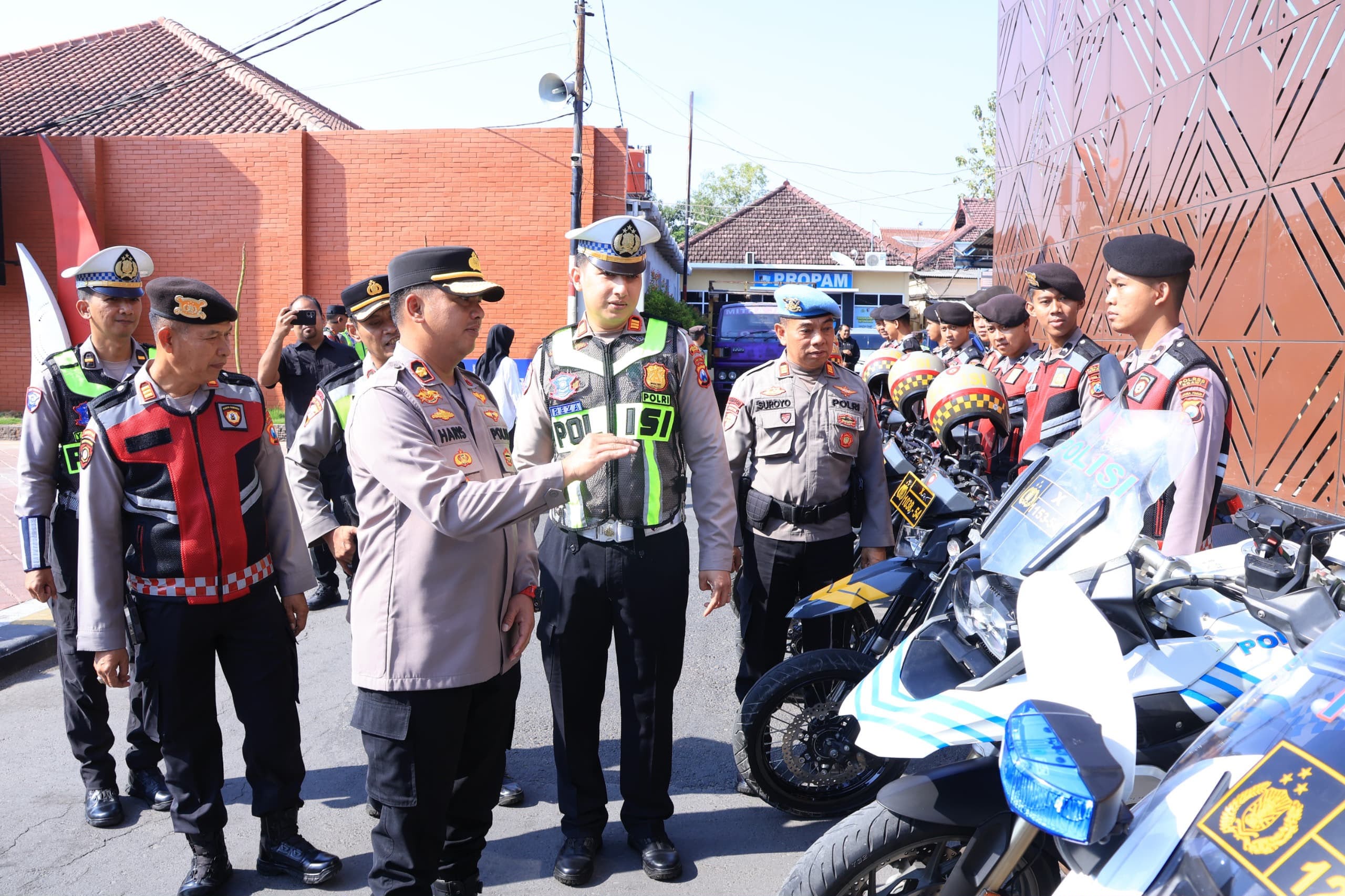Polres Ngawi Apel Pasukan dan Cek Kendaraan Dinas, Siap Amankan ParluH PSHT 2026